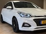 Hyundai i20 1.2 HP i-Motion Premium NAVIGATIE CARPLAY AIRCO BLACK EDITION