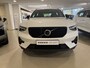 Volvo XC40 B4 Plus Dark | Trekhaak | Harman Kardon Audio