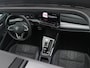 Volkswagen Golf 1.5 eTSI 150pk R-Line | Panoramadak | Achteruitrijcamera | Stoel- en stuurverwarming |