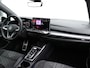 Volkswagen Golf 1.5 eTSI 150pk R-Line | Panoramadak | Achteruitrijcamera | Stoel- en stuurverwarming |