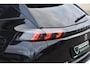 Peugeot e-2008 EV Allure Pack 50 kWh | Camera | Trekhaak | 100% Onderhouden |