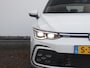 Volkswagen Golf 1.4 eHybrid GTE | Panoramadak | Matrix LED | Trekhaak | Camera | Stoelverwarming | Stuurverwarming | Adaptive Cruise |