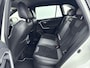 Toyota RAV4 2.5 Hybrid Bi-Tone | JBL | Dodehoek detectie | Rondomzicht camera | Apple Carplay / Android Auto | Stoelverwarming | Navigatie