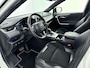Toyota RAV4 2.5 Hybrid Bi-Tone | JBL | Dodehoek detectie | Rondomzicht camera | Apple Carplay / Android Auto | Stoelverwarming | Navigatie