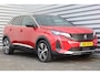 Peugeot 3008 1.6 PURETECH 180PK GT PACK AUTOMAAT / NAVI / LEDER / CLIMA / AGR / PDC / 18" LMV / CAMERA / 1500KG TREKGEWICHT / FOCAL AUDIO / KEYLESS / AFN. TREKHAAK / WINTERPAKKET / FULL-LED / 1E EIGENAAR / NIEUWSTAAT !!