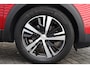Peugeot 3008 1.6 PURETECH 180PK GT PACK AUTOMAAT / NAVI / LEDER / CLIMA / AGR / PDC / 18" LMV / CAMERA / 1500KG TREKGEWICHT / FOCAL AUDIO / KEYLESS / AFN. TREKHAAK / WINTERPAKKET / FULL-LED / 1E EIGENAAR / NIEUWSTAAT !!