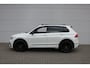 Volkswagen Tiguan 1.4 TSI eHybrid R-Line Black Style 245PK (Panoramadak Leder/Memory HeadUp Carplay Keyless ACC IQ-Light Trekhaak 20InchLMV PrivacyGlass Pdc V+A)
