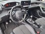 Peugeot 2008 1.2 PureTech GT-Line 130 PK | Navigatie | Camera | 3-D Dashboard | Parelmoer Lak | Two Tone | Keyless Entry | Dode Hoekbewaking |