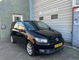 Volkswagen Touran 1.4 TSI Highline 7p. AC / Cruise controle / PDC / LED / NAP / APK 04-2026