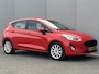 Ford Fiesta 1.0 EcoBoost Titanium / Stoel- & Stuurverwarming / Voorruitverwarming / Parkeersensoren Achter / Apple Carplay/Android Auto / Climate Control / Cruise Control /