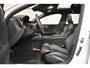 Volvo V60 T6 350PK AWD Ultra Dark | Trekhaak | Schuifdak | 360 |
