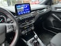 Ford Focus Wagon 1.0 EcoBoost ST Line Business // ADAPT. CRUISE // DODEHOEK // CLIMA // CAMERA+SENSOREN // NAVI+CARPLAY // STUUR+STOELVERWARMING //