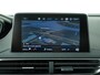 Peugeot 3008 1.6 e-THP GT Line Automaat - Schuifdak - Navigatie - Trekhaak - LED koplampen