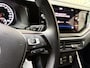 Volkswagen Polo 1.0 TSI R-line | Half leer | Sportstoelen | Airconditioning | Adaptieve cruise control | Trekhaak | Getint glas | Apple CarPlay | Zwarte hemelbekleding | Cameleon voorraam