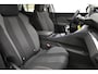 Peugeot 3008 1.2 PureTech Blue Lease Executive Trekhaak Distributie Nieuw Navi Parkeersensoren