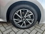 Toyota Yaris 1.5 Hybrid Business Plus STOELVERW BLIND-SPOT PARK-SENSOREN AD-CRUISE 16"LMV CAMERA APPLE/ANDROID KEYLESS