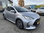 Toyota Yaris 1.5 Hybrid Business Plus STOELVERW BLIND-SPOT PARK-SENSOREN AD-CRUISE 16"LMV CAMERA APPLE/ANDROID KEYLESS