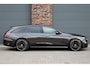 Mercedes-Benz E-klasse Estate 300 de AMG Line | MBUX Hyperscreen | Distronic+ | Burmester 4D | Memory | Stoelventilatie | 3D-Display | HUD | Trekhaak | Digital Light | Surround Camera |