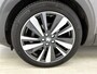 Peugeot 3008 1.6 GT Line 180pk Automaat | Elekrische Achterklep | Schuif/Kanteldak | Elektrische Bestuurdersstoel met Geheugen | Adaptieve Cruise Control | Achteruitrijcamera | Navigatie | 19" lichtmetalen Velgen | LED |