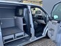 Volkswagen Transporter 2.0 TSI L2H1 Benzine/CNG Dubbele Schuifdeur Airco Cruise controle Bpm vrij Trekhaak Klep achter Omvormer Kastinrichting Standkachel Euro 6 Benzine Ideaal voor ombouw naar Camper !!