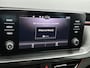 Skoda Scala 1.0 Sport Business 116pk | Navigatie via Apple Carplay/Android Auto | Climate Control | Cruise Control | Draadloze Telefoonlader | Achteruitrijcamera | LED | 16" Lichtmetalen Velgen |