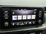 Skoda Scala 1.0 Sport Business 116pk | Navigatie via Apple Carplay/Android Auto | Climate Control | Cruise Control | Draadloze Telefoonlader | Achteruitrijcamera | LED | 16" Lichtmetalen Velgen |