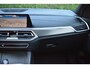 BMW X5 XDrive45e M-SPORT PANORAMADAK / SKY-LOUNGE / TREKHAAK / 360CAMERA / HEAD-UP / NAPPA-LEER / SFEERVERLICHTING / LUCHTVERING