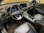 Hyundai Kona Electric EV Premium 64 kWh|GROTE ACCU|FACELIFT|3-FASE|HUD|LEDER|DAK|ACC|KRELL|STOEL+STUURVERW|STOELVENT|CAMERA|CARPLAY|NL|NAP