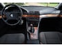BMW 5-Serie 520i Executive | Orig. NL | Nette Staat | Groen Metallic | 230.000KM | Trekhaak | 6-Cillinder | Handgeschakeld | NAP |