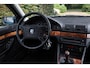 BMW 5-Serie 520i Executive | Orig. NL | Nette Staat | Groen Metallic | 230.000KM | Trekhaak | 6-Cillinder | Handgeschakeld | NAP |
