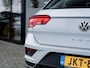 Volkswagen T-Roc 1.5 TSI UNITED | Trekhaak | Navigatie | Adaptieve Cruise Control | Parkeersensoren | DAB+ | Climate Control | Apple Carplay | Android Auto | Metallic Lak | Privacy Glas | 17'' Lichtmetalen Velgen |