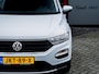 Volkswagen T-Roc 1.5 TSI UNITED | Trekhaak | Navigatie | Adaptieve Cruise Control | Parkeersensoren | DAB+ | Climate Control | Apple Carplay | Android Auto | Metallic Lak | Privacy Glas | 17'' Lichtmetalen Velgen |