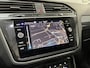 Volkswagen Tiguan 1.4 TSI eHybrid Life / AUTOMAAT/ 245 PK/ PANO/ CAMERA/ PARK. SENSOREN/ APP-CONNECT/ DIGITAL DASH/ HEAD-UP DISPLAY/ ADAPT. CRUISE/ DIGITAL DASH/ NAVI