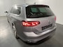 Volkswagen Passat Variant 1.4 TSI PHEV GTE Business / AUTOMAAT/ PANO/ TREKHAAK/ ALCANTARA/ APP-CONNECT/ LED/ PARK. SENSOREN + CAMERA/ RIJ-MODI/ DIGITAL DASH/ ADAPT. CRUISE/ 18" LMV/ STOEL VERWARM.