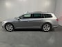 Volkswagen Passat Variant 1.4 TSI PHEV GTE Business / AUTOMAAT/ PANO/ TREKHAAK/ ALCANTARA/ APP-CONNECT/ LED/ PARK. SENSOREN + CAMERA/ RIJ-MODI/ DIGITAL DASH/ ADAPT. CRUISE/ 18" LMV/ STOEL VERWARM.