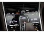 Porsche Panamera Sport Turismo 2.9 4 E-Hybrid Platinum Edition 61.598 km / Panoramadak / 360Camera / Head-up / Luchtvering / Matrix LED / Softclose / Bose / Keyless / 21'' / Sportuitlaat / Sportdesign+Chrono / Stuurverwarming / Stoelverwarming 4x /