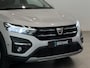 Dacia Jogger 1.0 TCe 100 Bi-Fuel Comfort 5p. | Keyless | Trekhaak | Dodehoekdetectie | Apple Carplay/Android Auto | Lichtmetalen velgen 16" | Parkeersensoren voor, achter en achteruitrijcamera