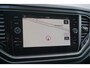 Volkswagen T-Roc 1.0TSI Style + Trekhaak/ Navi/ Carplay/ Airco/ Adaptieve Cruise/ Garantie!