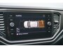 Volkswagen T-Roc 1.0TSI Style + Trekhaak/ Navi/ Carplay/ Airco/ Adaptieve Cruise/ Garantie!