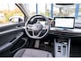 Volkswagen Golf Variant 1.5 e-TSI Life Business |Prijs rijklaar incl 12 mnd garantie|Head-up Trekhaak Camera Cockpit Pro