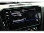 Volkswagen Passat 1.4 TSI 150pk DSG ACT R-Line Highline Trekhaak Camera Leder Virtual Cockpit Stoelverwarming Navigatie Panoramadak