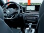 Kia ProCeed 1.5 T-GDI GT-PlusLine | JBL Audio | Schuif/ Kantel Panoramadak | Adaptieve Cruise Control | Parelmoer | LED Koplampen | Dode Hoek Detectie | Stoelverwarming Voor & Achter | Stuurwiel Verwarmd | Camera | Navigatie | Apple Carplay | Android Auto |