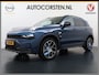 Lynk & Co 01 AUT-7 261pk PHEV Zwarte-Hemel Pano-Schuifdak Lmv 20" 360°Camera Apple Carplay Android Auto Adap.Cruise Navi Pdc Ecc Keyless Led Plug-In Hybrid Elek.Memory.Stoel File assistent Dodehoek detector Elektrisch bedienbare achterklep Rijstrooksensor Wifi Verkeersbord detectie 425Nm koppel 3,7kw laadvermogen 1.800KG-Trekvermogen! €44.880 Nieuwprijs 1e Eigenaar Origineel NLse auto!