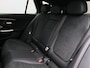 Mercedes-Benz C-klasse Estate 300 e AMG Plug-In Hybride AMG Line | Night Pakket | Panorama Schuif-Kanteldak | Alarm Klasse 3 | KeyLess-Go | Easy Pack Achterklep. Inclusief 48 maanden Mercedes-Benz Certified garantie voor Europa.
