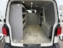 Volkswagen Transporter 2.0 TDI 150PK Automaat L2H1 Airco Cruise Control Trekhaak Carplay Navigatie 3 Stoelen Parkeersensoren