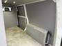 Volkswagen Transporter 2.0 TDI 150PK Automaat L2H1 Airco Cruise Control Trekhaak Carplay Navigatie 3 Stoelen Parkeersensoren