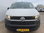 Volkswagen Transporter 2.0 TDI 150PK Automaat L2H1 Airco Cruise Control Trekhaak Carplay Navigatie 3 Stoelen Parkeersensoren