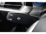 BMW 3-Serie 320i Business Edition Autom Navi Clima Apple Carplay LED Koplampen Cruise 2X PDC LMV Trekhaak ENZ NL Auto.