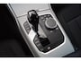 BMW 3-Serie 320i Business Edition Autom Navi Clima Apple Carplay LED Koplampen Cruise 2X PDC LMV Trekhaak ENZ NL Auto.
