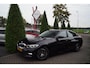 BMW 3-Serie 320i Business Edition Autom Navi Clima Apple Carplay LED Koplampen Cruise 2X PDC LMV Trekhaak ENZ NL Auto.